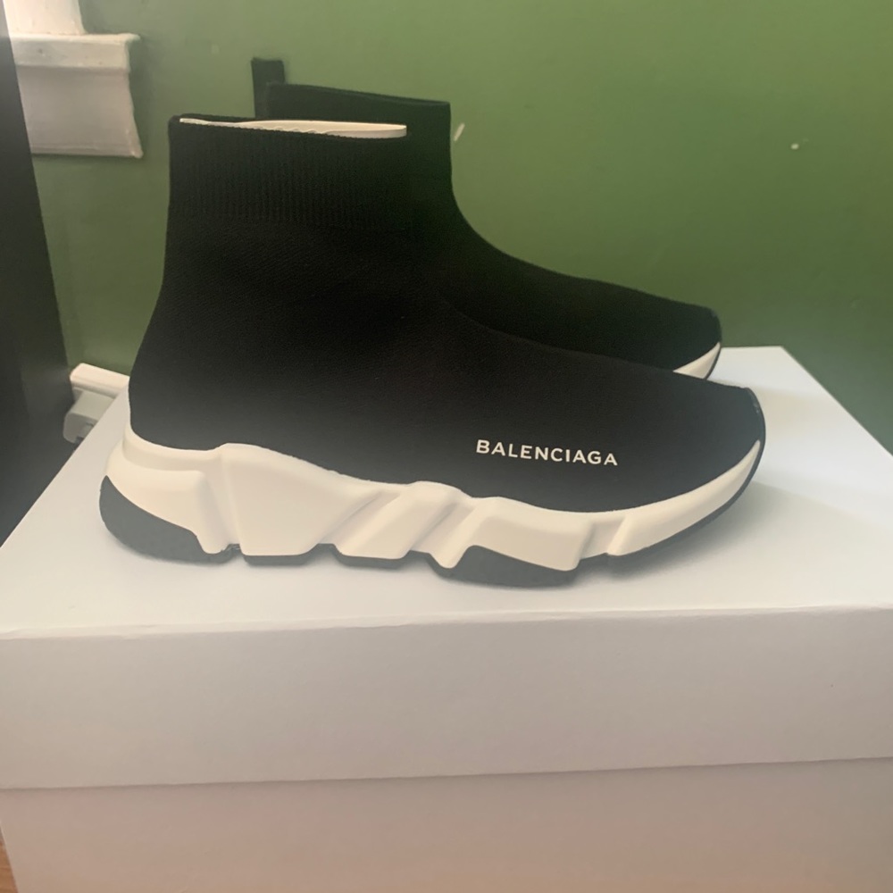 Balcenciaga Speed Trainer size 6
